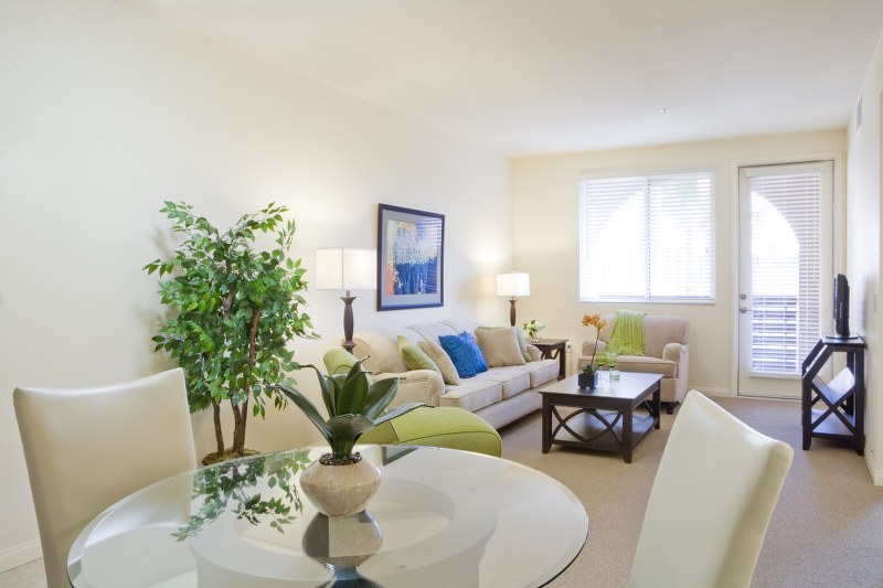  The Magnolia at Highland Senior Apartments living room